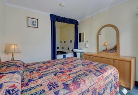 Sunny Beach Motel