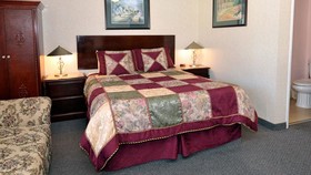 Magnuson Hotel Grace Inn