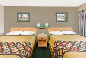 Super 8 by Wyndham Quesnel BC