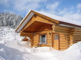 Glacier House Resort