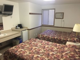 Peaks Lodge