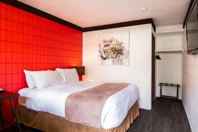 Stoke Hotel SureStay Collection by Best Western