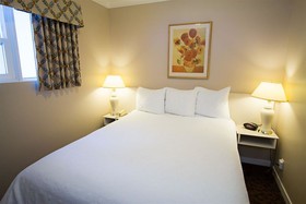 Glenwood Inn & Suites