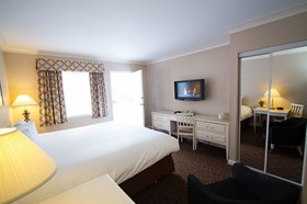 Glenwood Inn & Suites