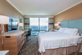 Hampton Inn & Suites by Hilton Vancouver Downtown
