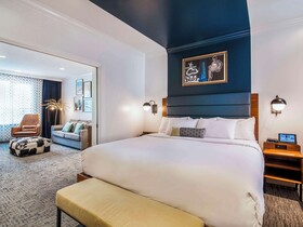 Hotel Belmont Vancouver MGallery