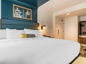 Hotel Belmont Vancouver MGallery