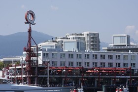 Lonsdale Quay Hotel