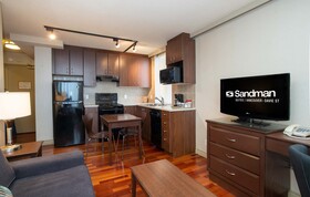Sandman Suites Vancouver - Davie Street