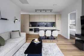 Smithe House