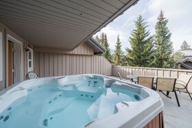 Glacier's Reach by Allseason Vacation Rentals