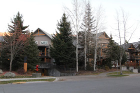 Glacier's Reach by Whistler Retreats