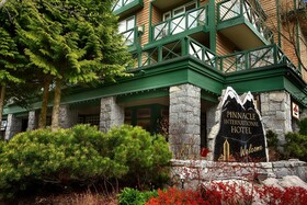 Pinnacle Hotel Whistler Village