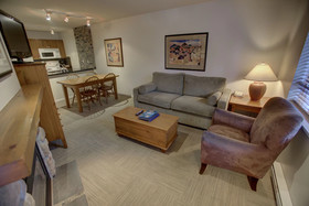 Town Plaza Suites by ResortQuest Whistler