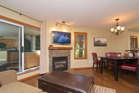 Glacier's Reach by Whistler Blackcomb Vacation Rentals