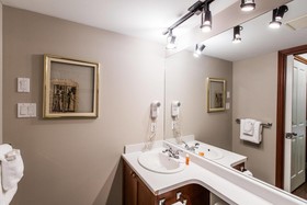 Glacier's Reach by Whistler Blackcomb Vacation Rentals