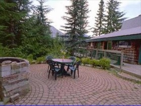 Whistler Lodge Hostel