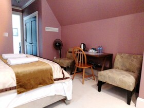 Sunny Island by White Rock