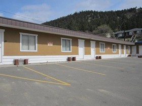Stampeder Motel