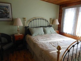 Solmundson Gesta Hus B&B and Wellness Centre