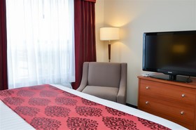 Best Western Thompson Hotel & Suites