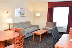 Best Western Thompson Hotel & Suites