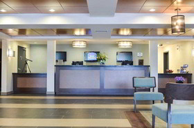 Best Western Thompson Hotel & Suites
