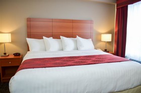 Best Western Thompson Hotel & Suites