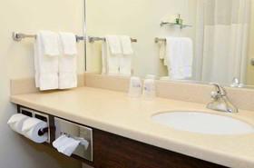 Best Western Thompson Hotel & Suites