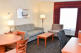 Best Western Thompson Hotel & Suites