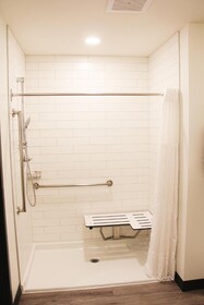 Best Western Plus Winkler