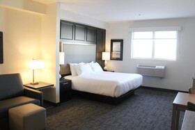 Best Western Plus Winkler