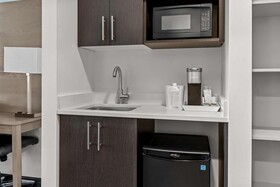 Best Western Plus Winkler