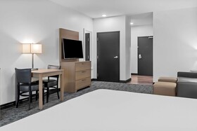 Best Western Plus Winkler