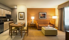 Homewood Suites by Hilton Winnipeg Airport-Polo Park