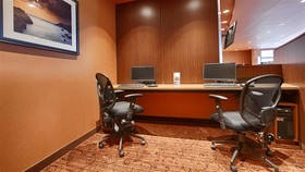 Best Western Plus Bathurst Hotel & Suites