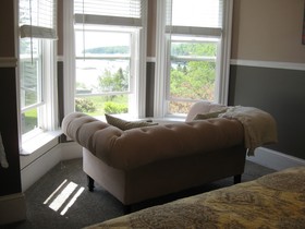 Four Winds Bed and Breakfast