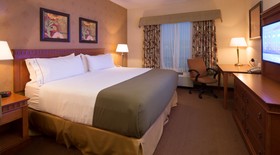 Holiday Inn Express & Suites Dieppe Airport