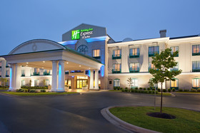 Holiday Inn Express & Suites Dieppe Airport