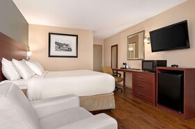 Days Inn by Wyndham Fredericton