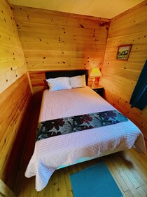 Blue Spruces Cottages