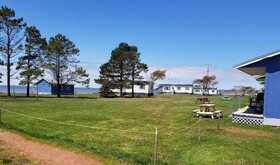 Blue Spruces Cottages