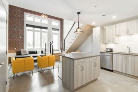 Station 1 - Suites Boutique Hotel