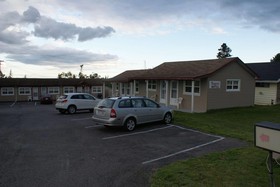 Cookes Motel