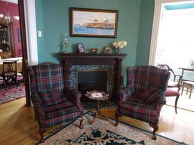 Mahogany Manor B&B