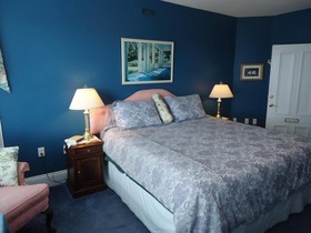 Mahogany Manor B&B