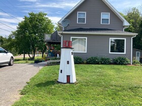 Cottage Jasmine On The Shediac Bay