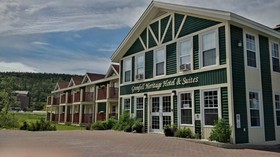 Grenfell Heritage Hotel And Suites