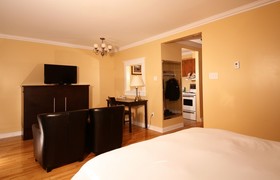 Grenfell Heritage Hotel And Suites