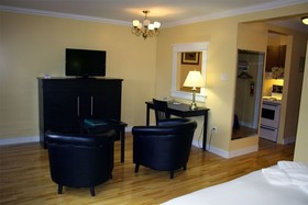Grenfell Heritage Hotel And Suites